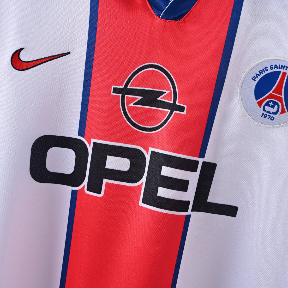 Camiseta Icónica Paris Saint-Germain Temporada 2000/2001 (Visitante o Alternativa)