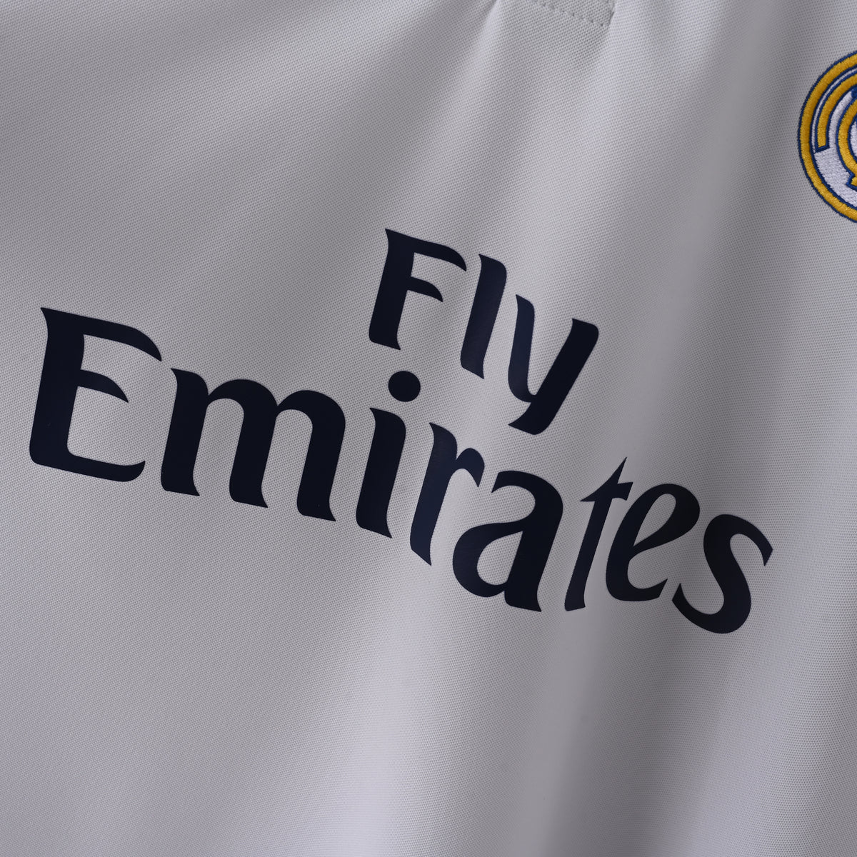Camiseta Icónica Real Madrid Temporada 2016/2017 (Local)