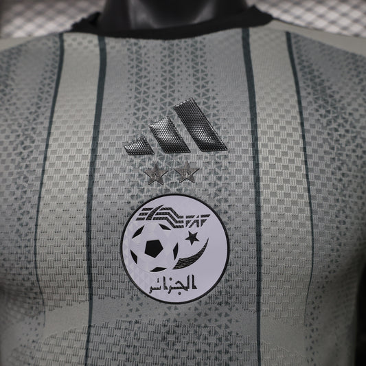 Selección de Argelia – Equipación Alternativa / Visitante (Temporada 2024/2025) 🇩🇿⚪⚫