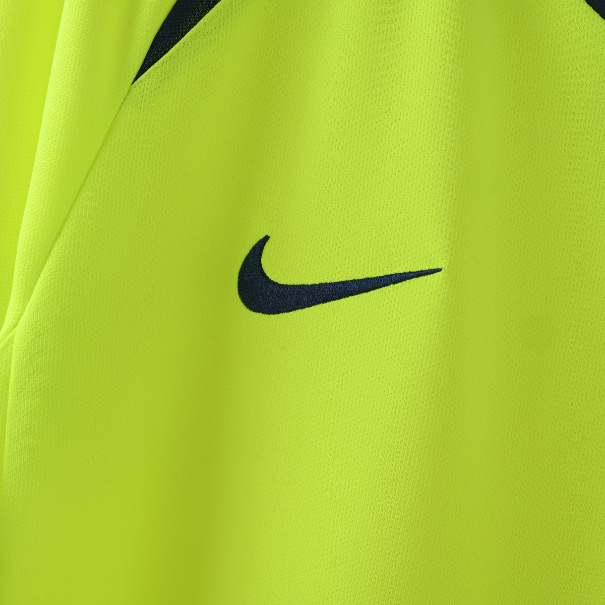Camiseta Icónica FC Barcelona Temporada 2005/2006 (Visitante o Alternativa)
