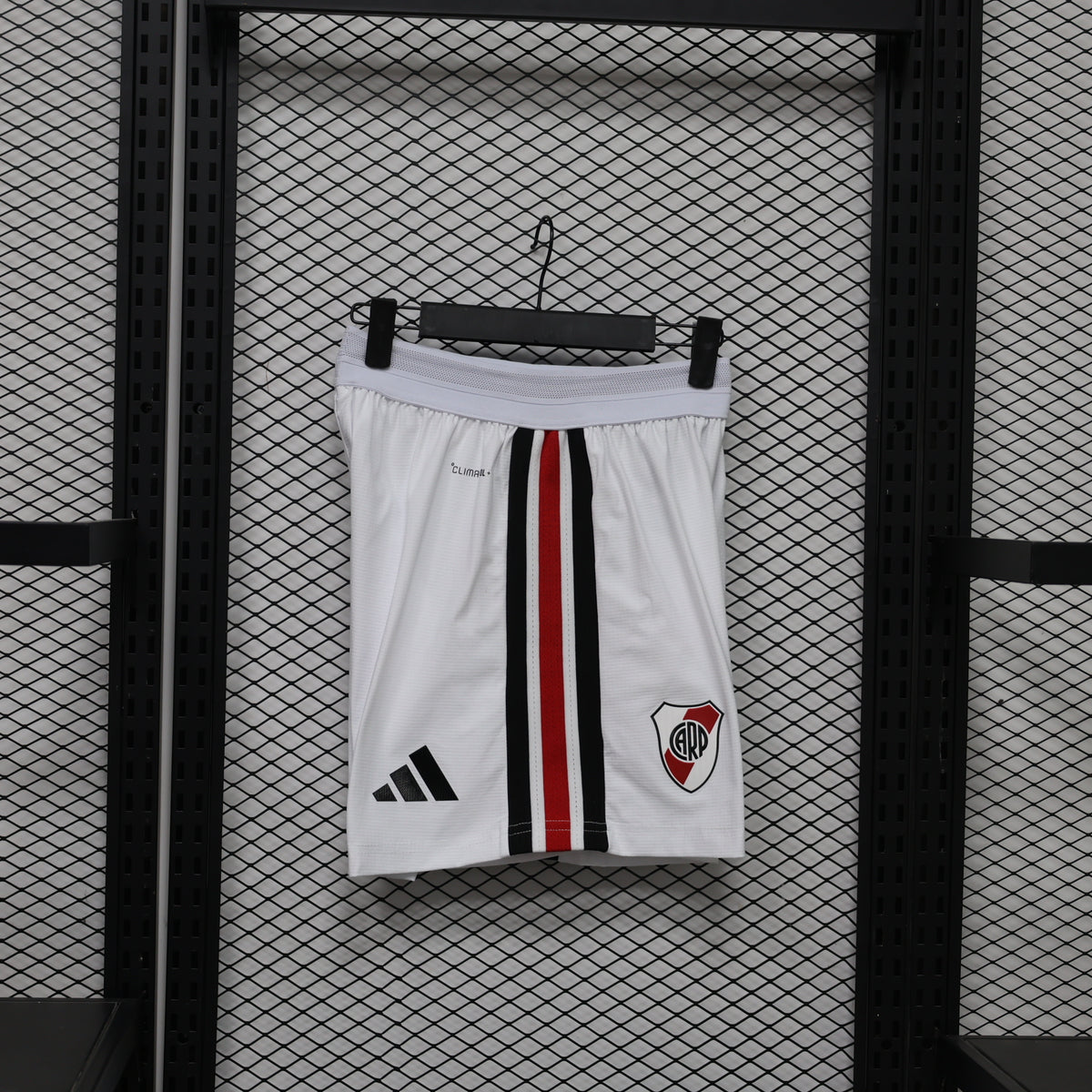 Short Oficial de Equipación – River Plate (Temporada 2026/27)