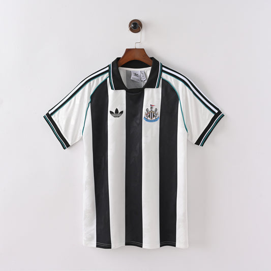 Camiseta Icónica Newcastle United Temporada 1996/1997 (Local)