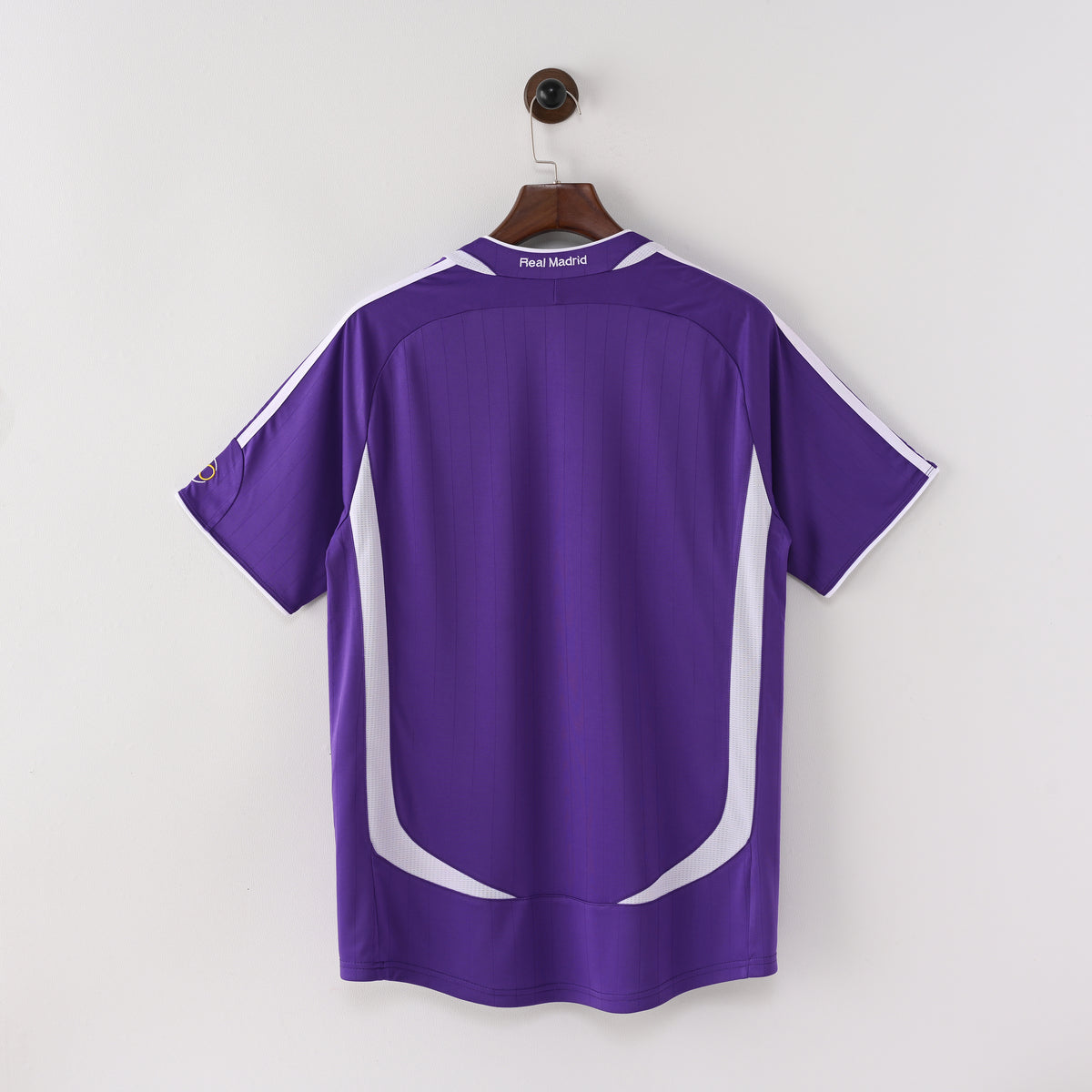 Camiseta Icónica Real Madrid Temporada 2006/2007 (Visitante o Alternativa)