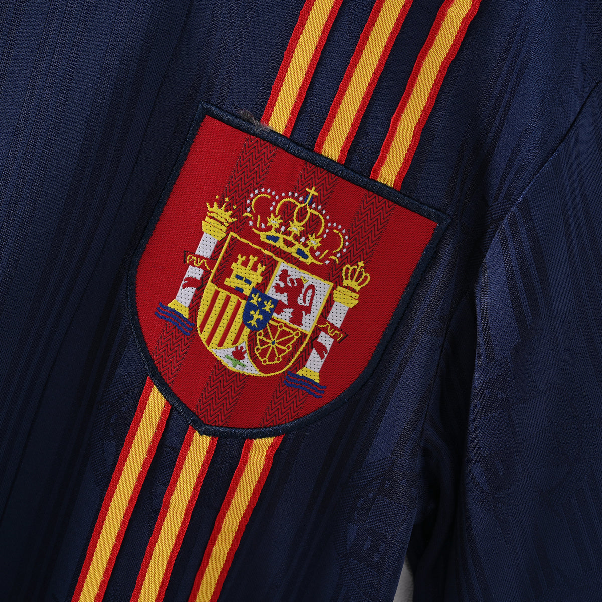 Camiseta Icónica Selección de España Temporada 1996/1998 (Visitante)